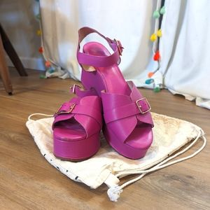 Charlotte Stone Raf in pink